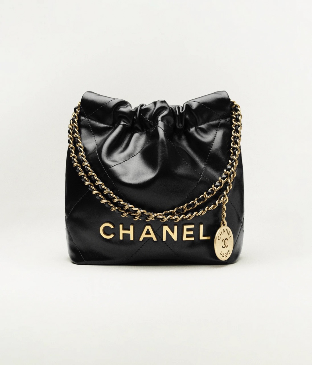 CHANEL 22 MINI HANDBAG - Shiny Calfskin