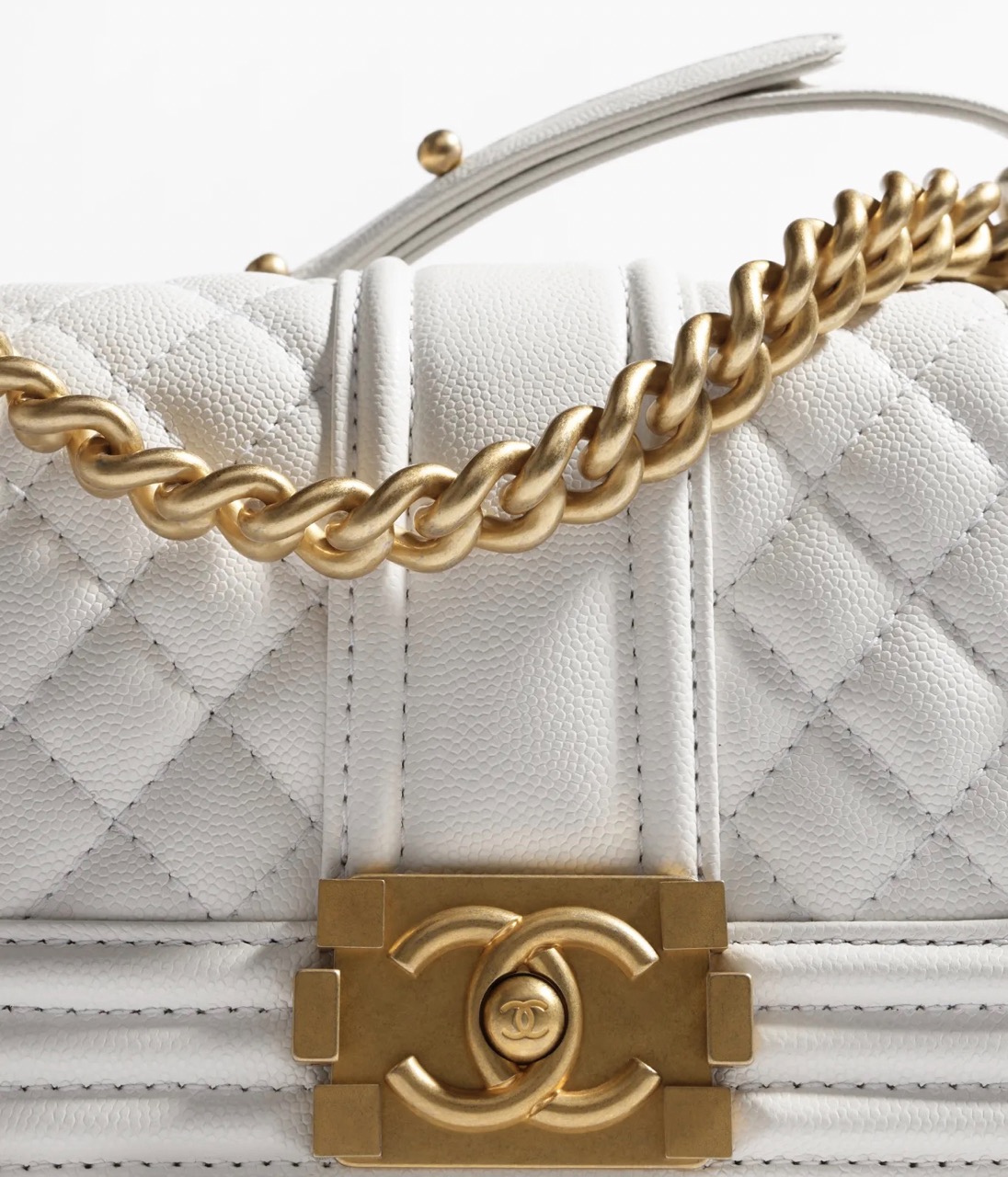 CHANEL SMALL BOY CHANEL HANDBAG - Calfskin