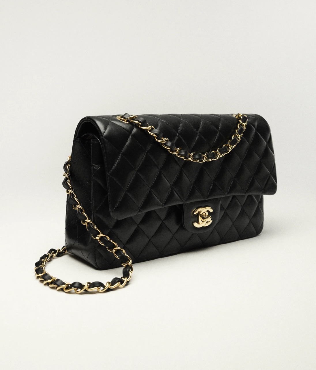 CHANEL CLASSIC 11.12 HANDBAG - Lambskin