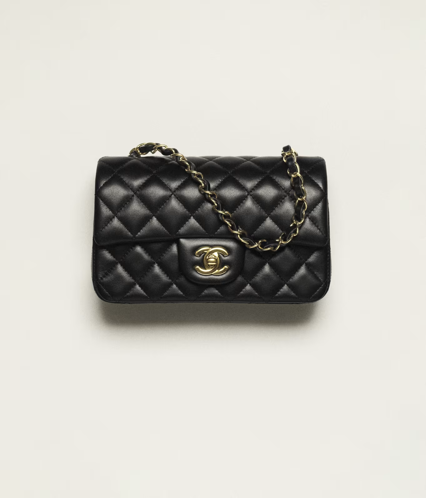 CHANEL MINI CLASSIC HANDBAG - Lambskin