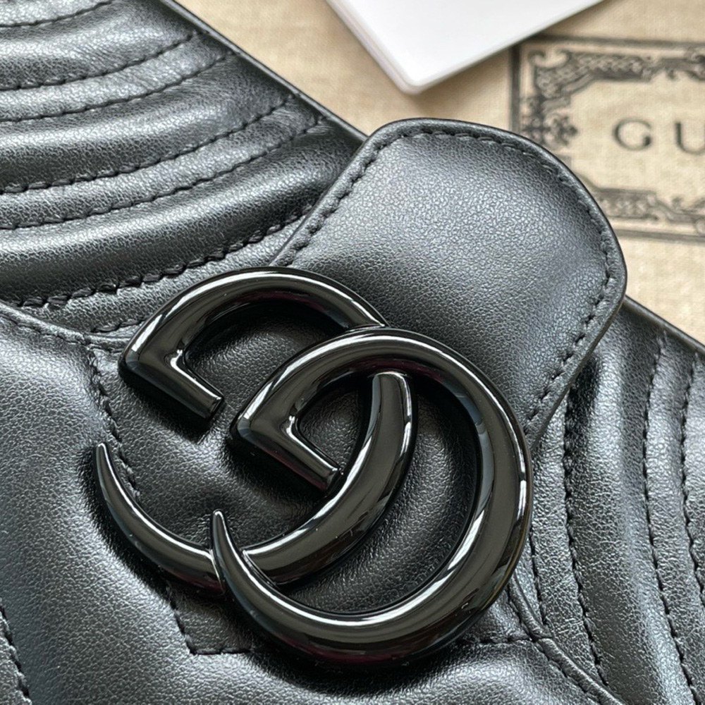 GUCCI GG MARMONT MATELASSÉ MINI BAG